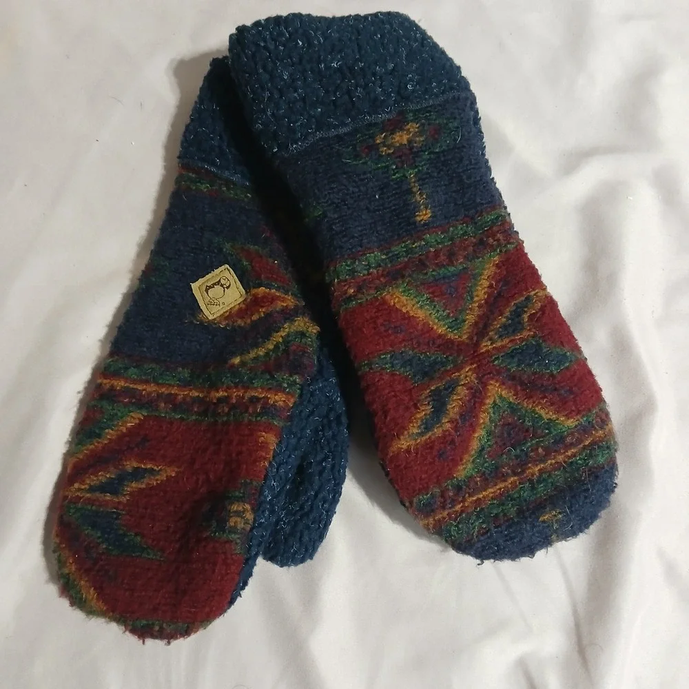 Vintage Puffin Gear Adult Mittens Aztec Print Made USA